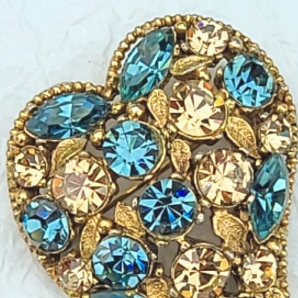ABSTRACT HEART RHINESTONE PIN BROOCH - TEAL & CHAMPAGNE STONES - Picture 5 of 7